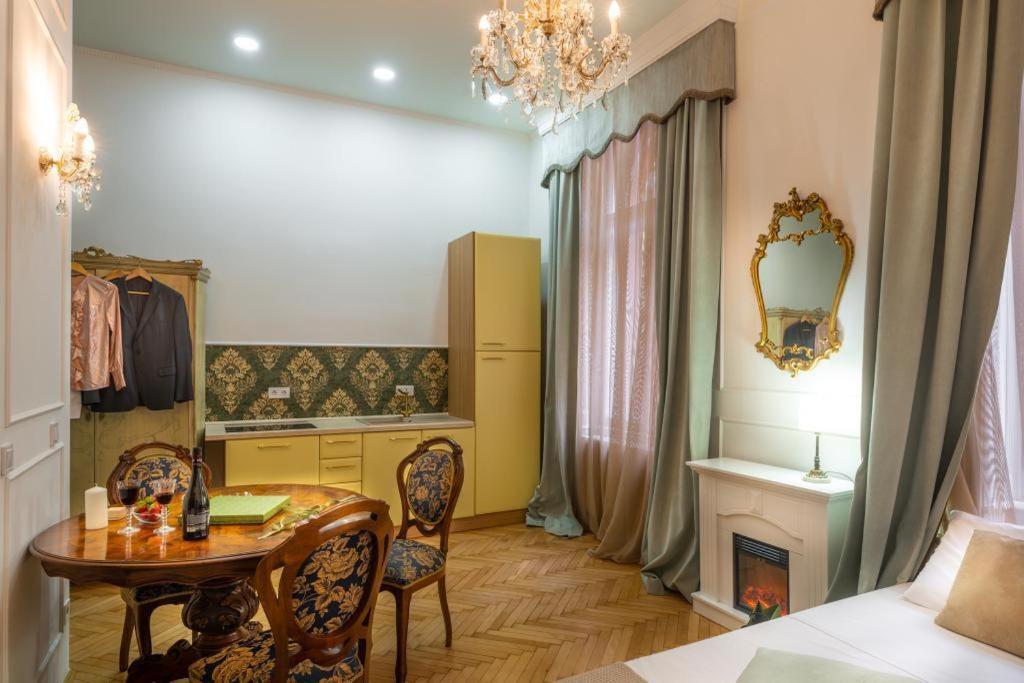 Regina Apartments On Kiraly Street Budapest Eksteriør bilde